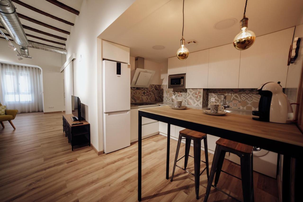 Apartamento Mercadal Apartment ตูเดลา ภายนอก รูปภาพ