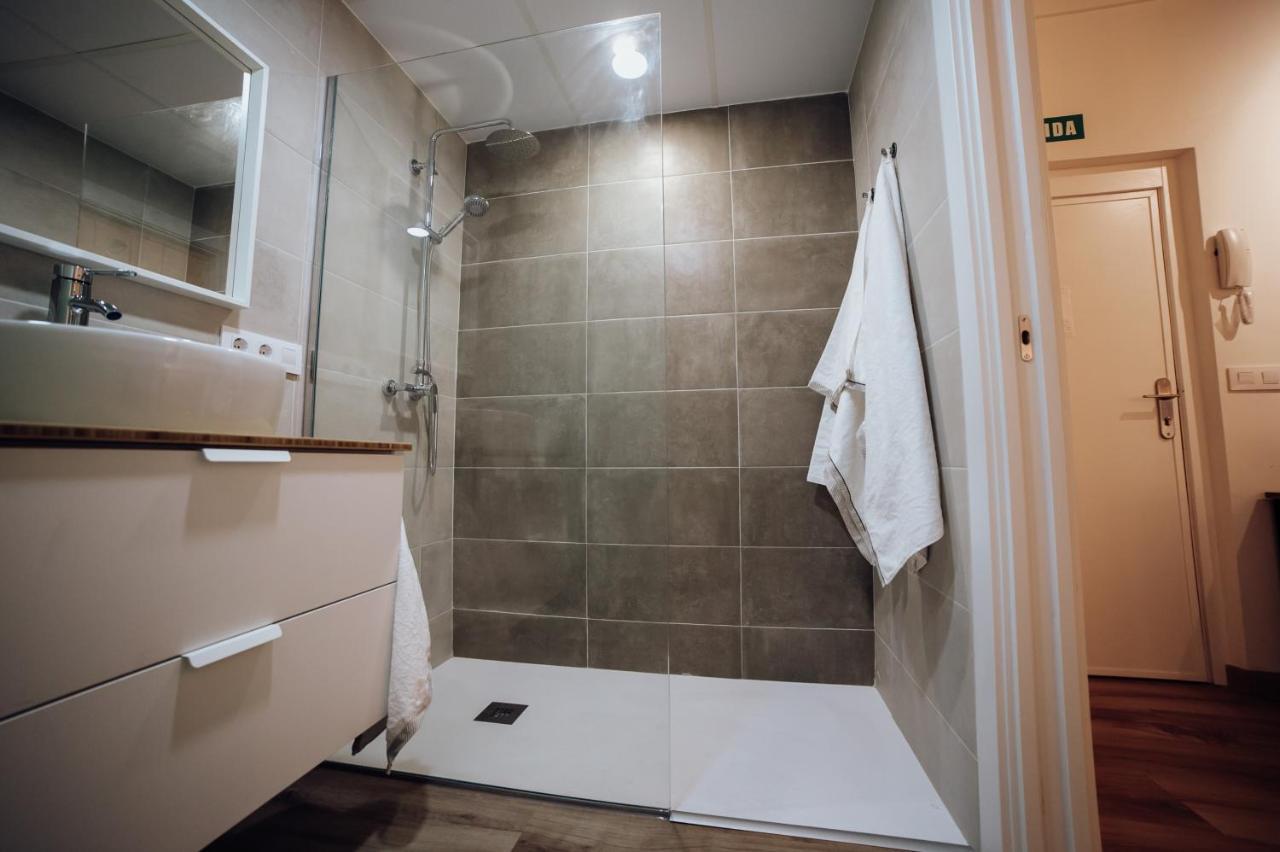 Apartamento Mercadal Apartment ตูเดลา ภายนอก รูปภาพ