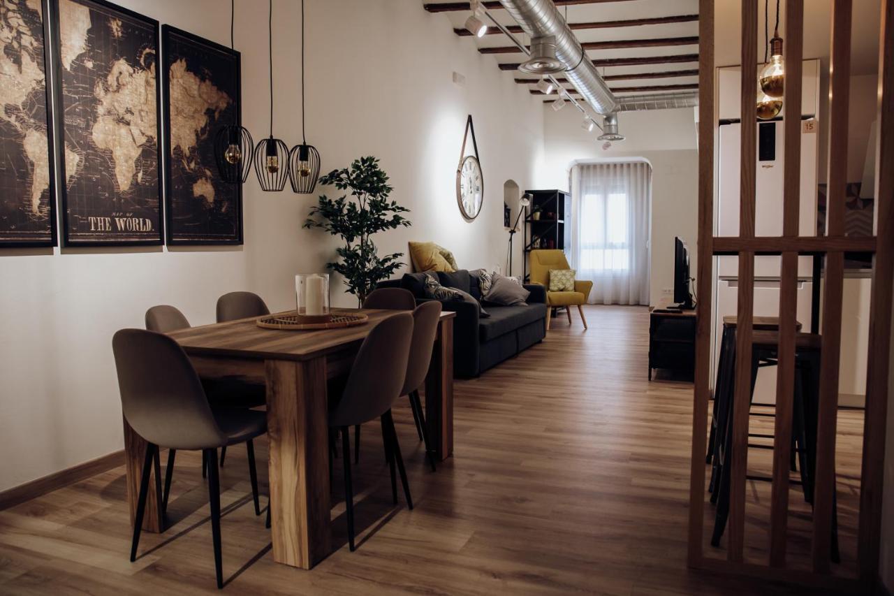 Apartamento Mercadal Apartment ตูเดลา ภายนอก รูปภาพ