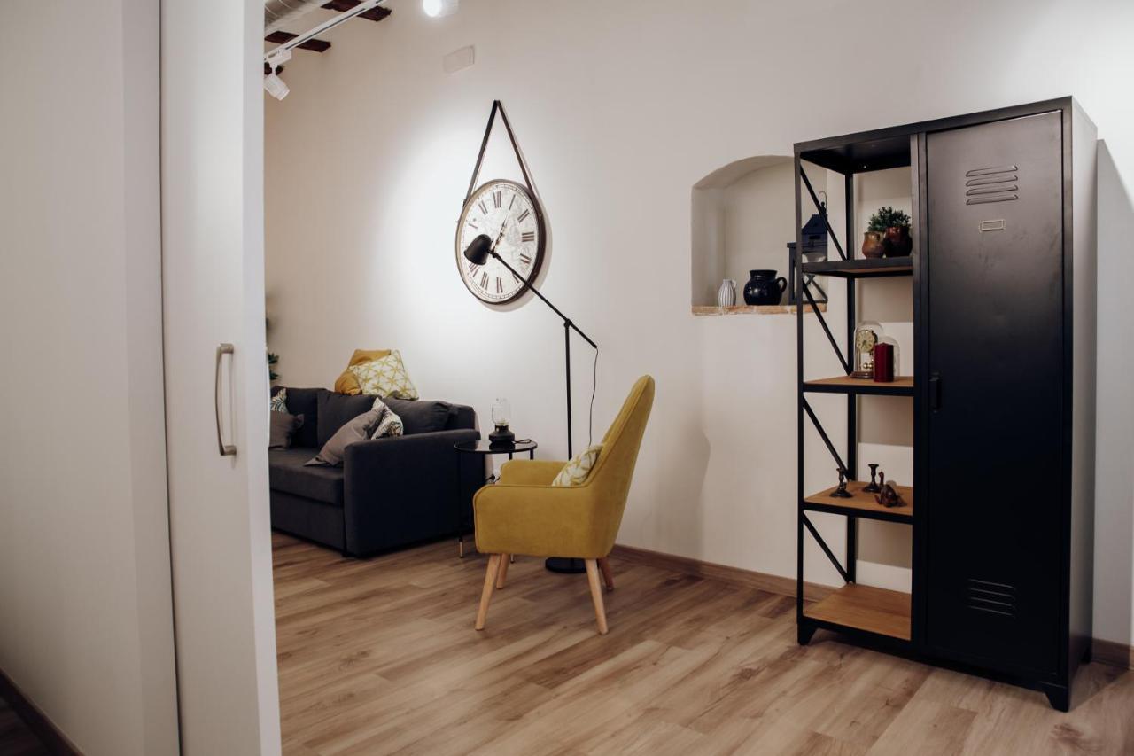 Apartamento Mercadal Apartment ตูเดลา ภายนอก รูปภาพ